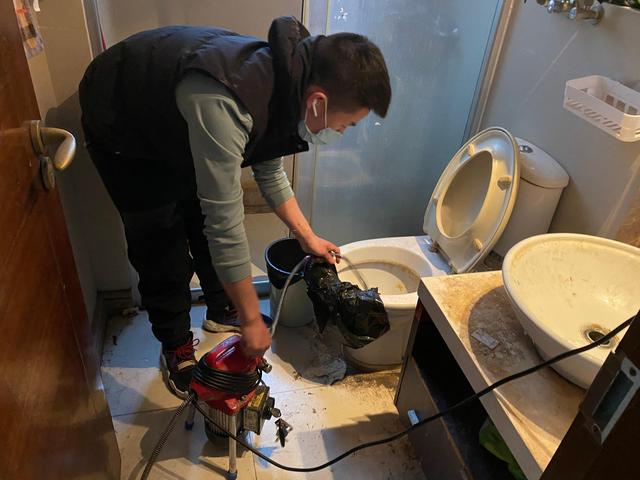 习水马桶疏通-疏通下水道