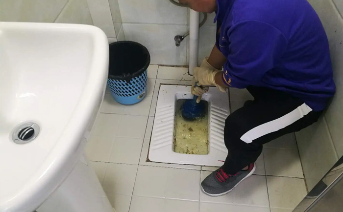习水疏通蹲坑